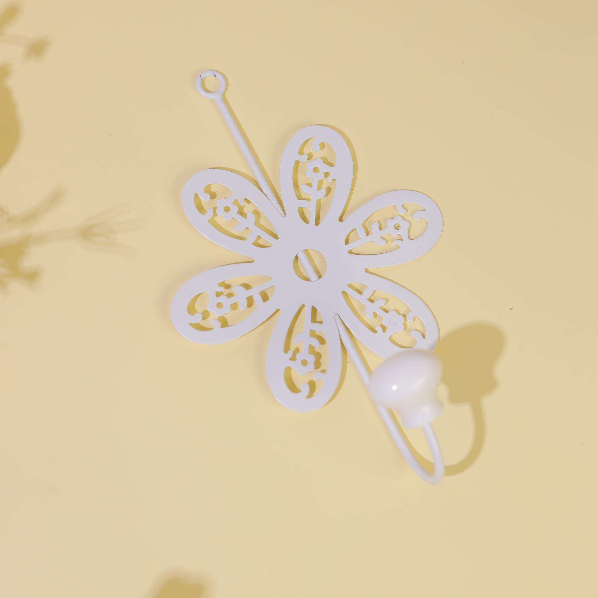3EFMiqw5_CGDJD6OG0V_2025-08-06_1 Decorative Floral Wall Hook White Metal Pack of 4 - Image 1