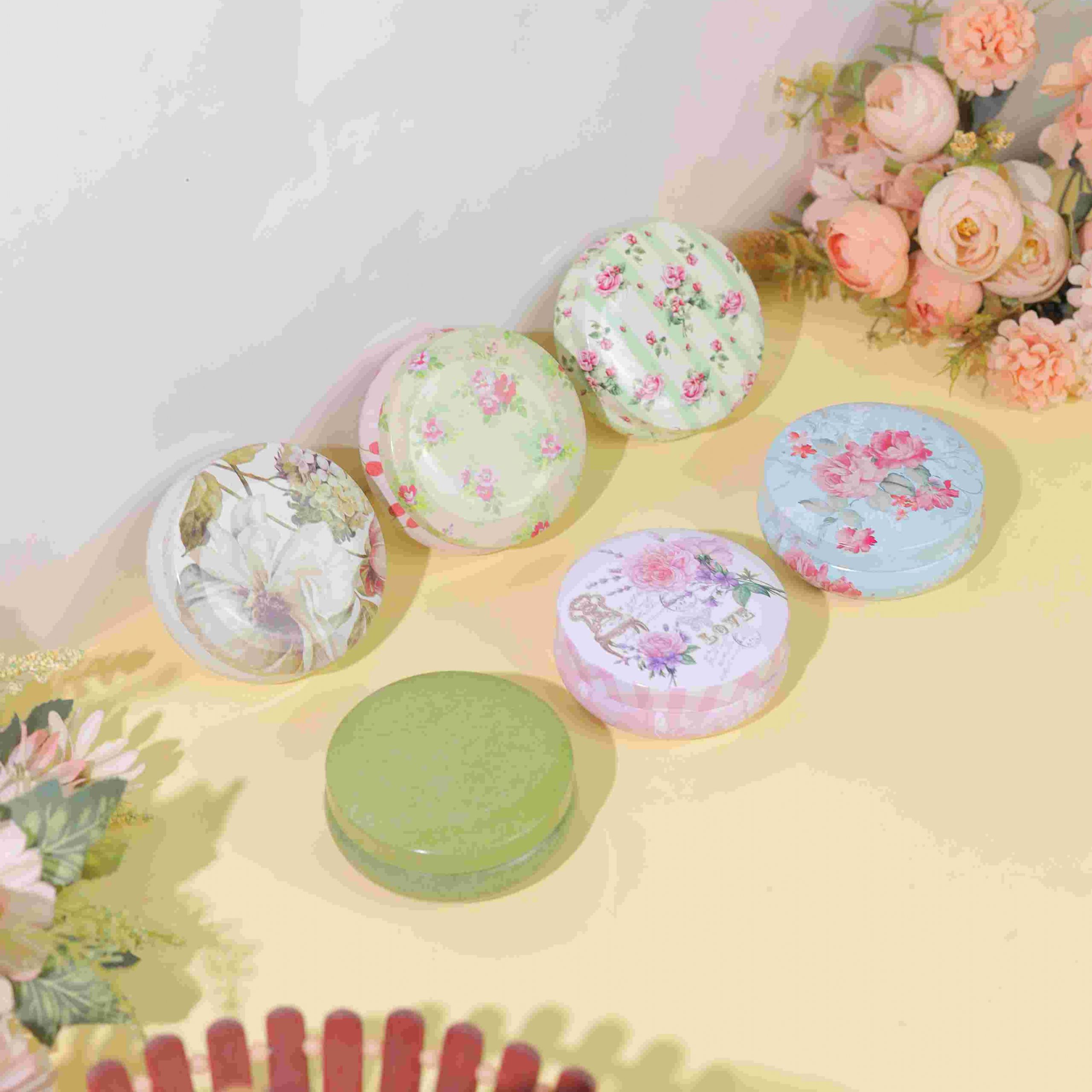RAJ_3304 Vintage Floral Metal Tin Box Round ( Pack Of 6 ) - Image 1