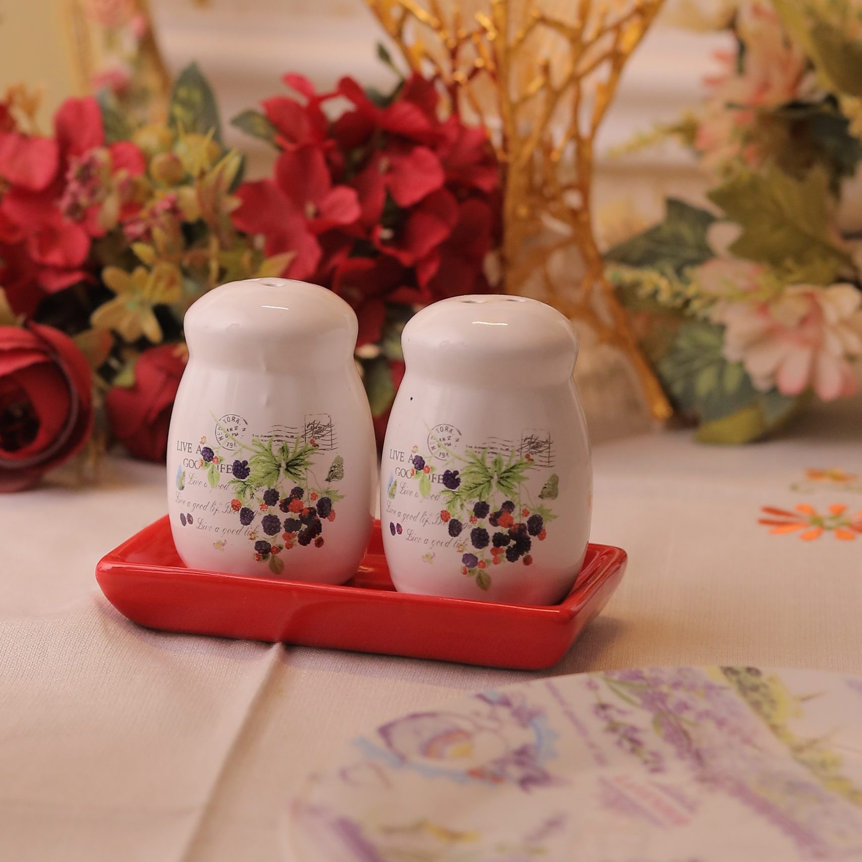 RAJ_7785 Red Salt and Pepper Shaker - Image 1