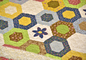 Multicolored Hexagon design Pink Sujni/Sofa cover - Image 5