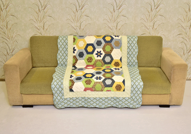 55132 (1) Multicolored Hexagon design Green Sujni/Sofa Cover - Image 1