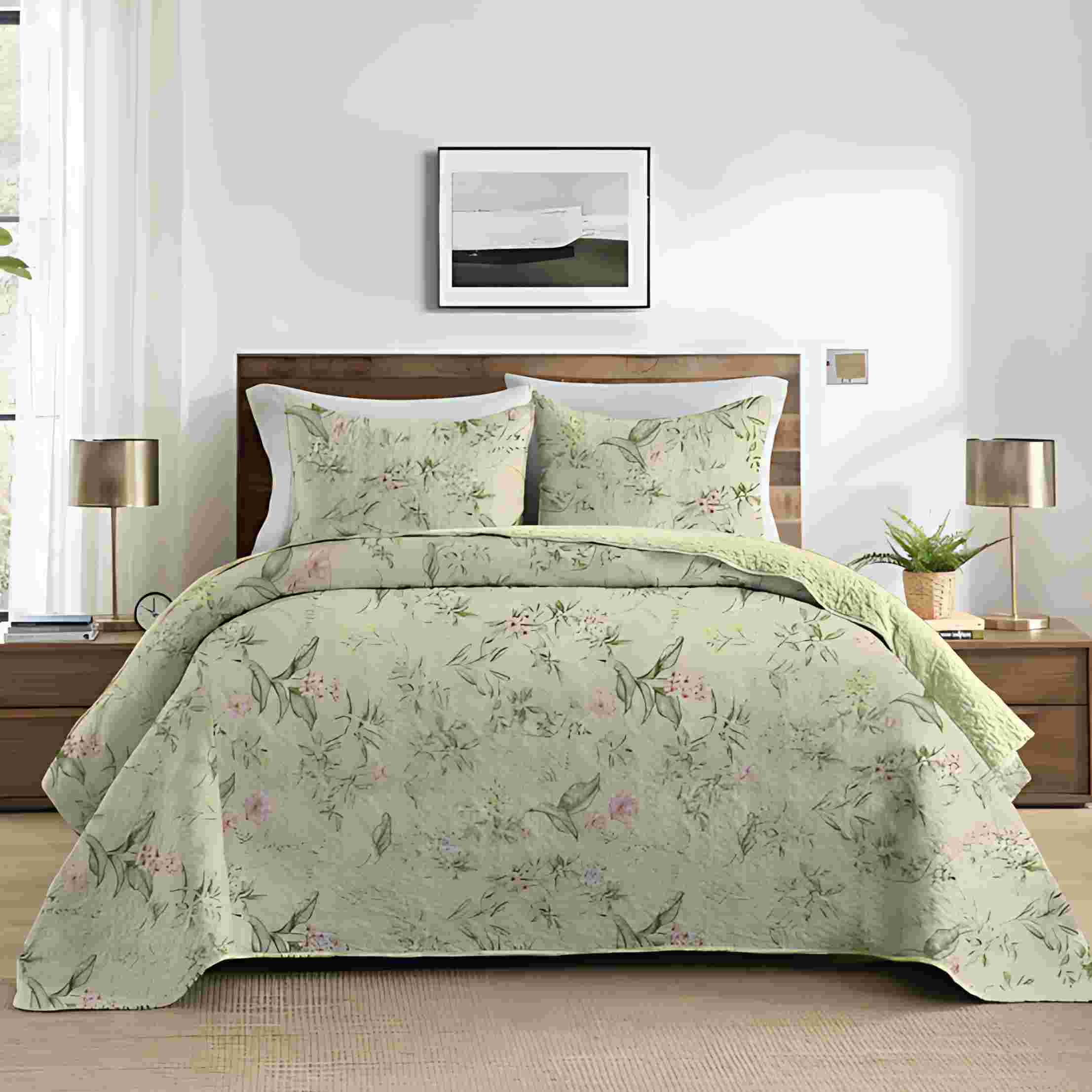 DB2506 (1) King Size Quilt Set, 3-Piece Lightweight Soft Bedspread Coverlet (104x90 in) with 2 Pillow Shams (20x36 in) for All Season, Light green with leaf - Image 1