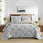 King Size Quilt Set, 3-Piece Lightweight Soft Bedspread Coverlet (104x90 in) with 2 Pillow Shams (20x36 in) for All Season, Floral with cream
