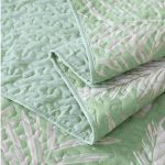 King Size Quilt Set, 3-Piece Lightweight Soft Bedspread Coverlet (104x90 in) with 2 Pillow Shams (20x36 in) for All Season, Light Mint Green Feather - Image 3