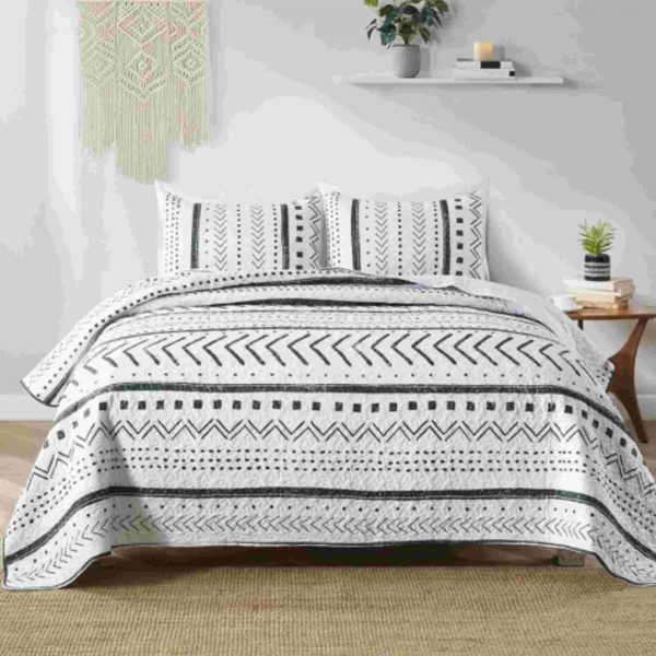 King Size Quilt Set, 3-Piece Lightweight Soft Bedspread Coverlet (104x90 in) with 2 Pillow Shams (20x36 in) for All Season, Full Black Striped