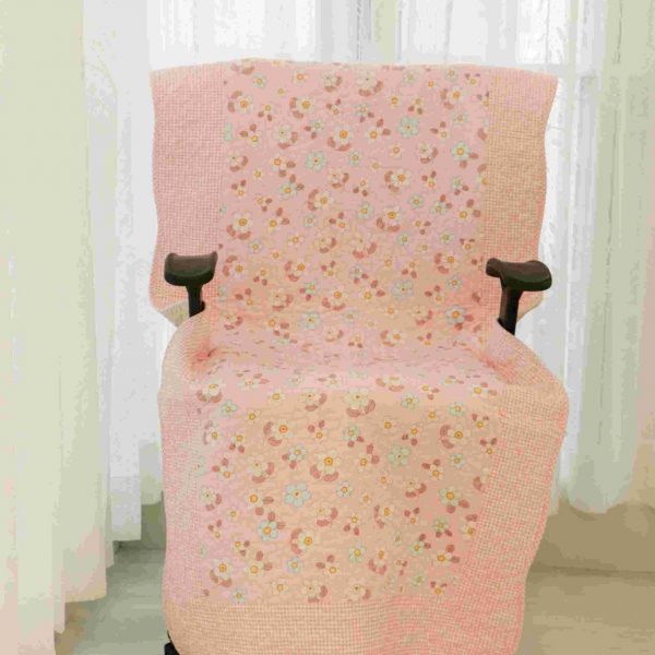 Baby pink with daisy quilted chair sujni