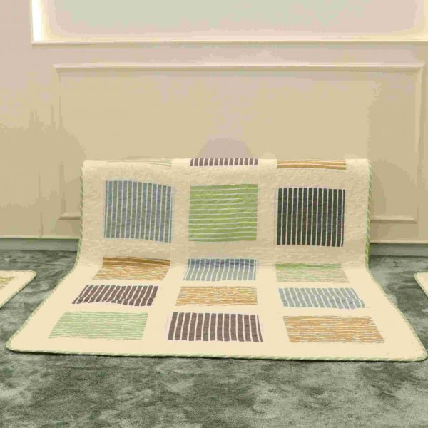 Classy Contemporary Patterned Checkered Green Quilted Sofa Cover/ Sujni