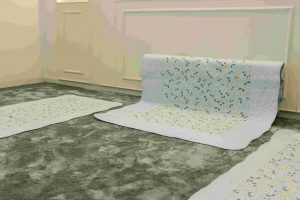 Sky Blue daisies quilted sofa sujni - Image 4