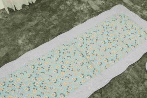 Sky Blue daisies quilted sofa sujni - Image 2